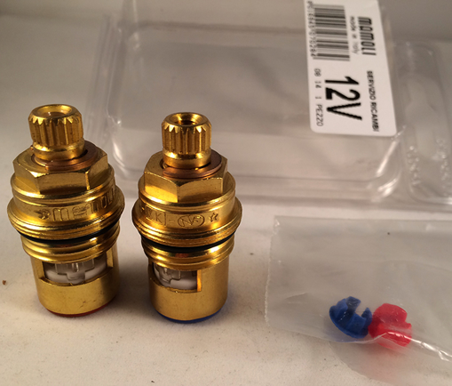 Immagine di Ricambio coppia vitoni ceramici 12v mamoli