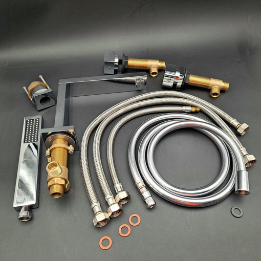 Immagine di Rubinetteria quadra 4 fori per vasche jacuzzi 224604910